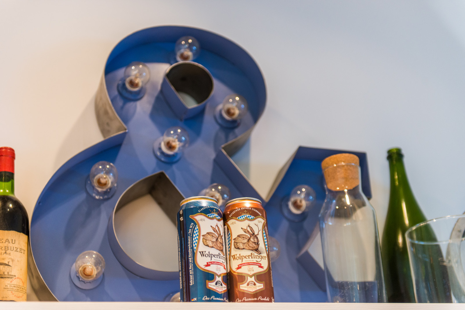 В гостях: Мансарда арт-директора с ванной в цветах его агентства