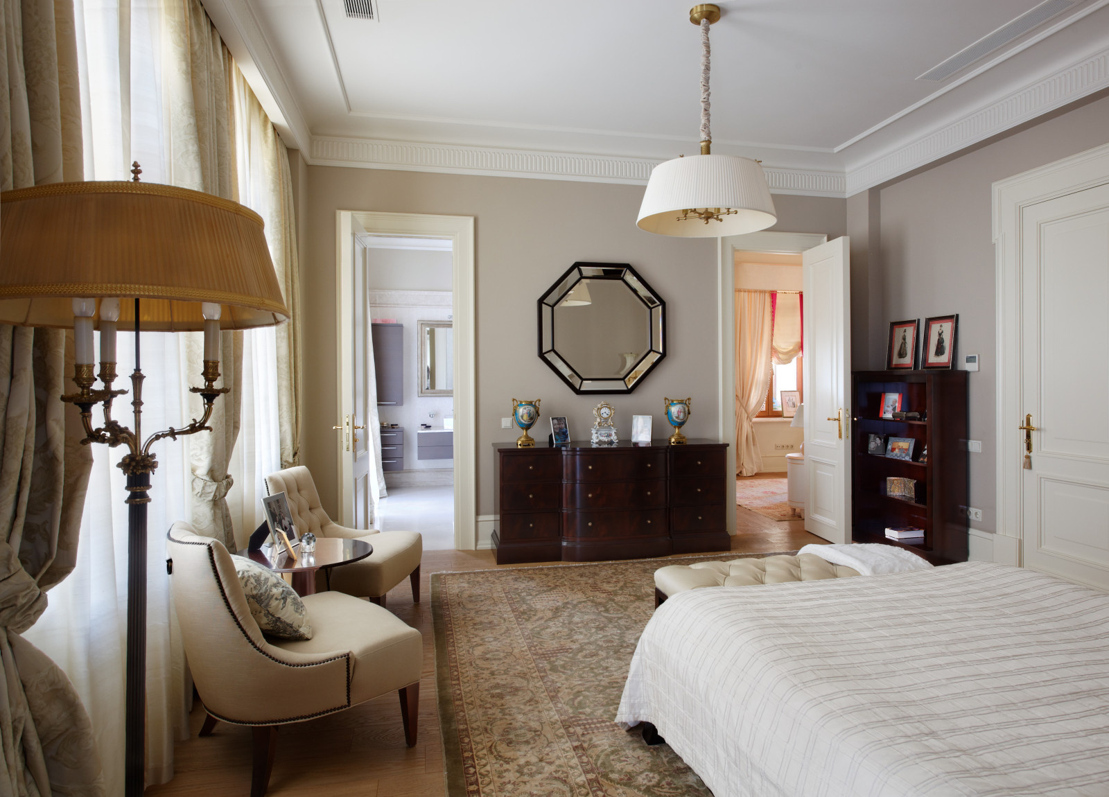 Интерьер дома в посёлке Монолит