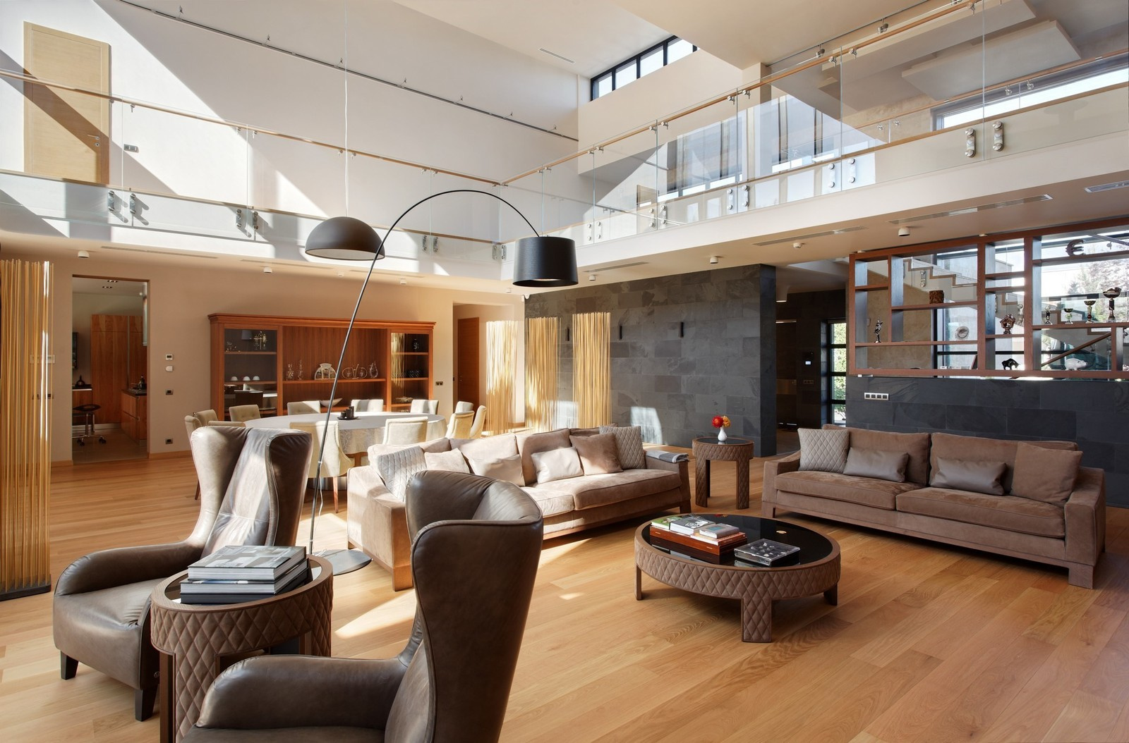 Parallel House