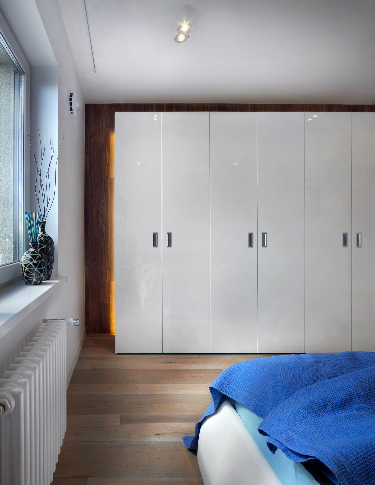 Астон Плаза в Екатеринбурге от студии Hot Walls