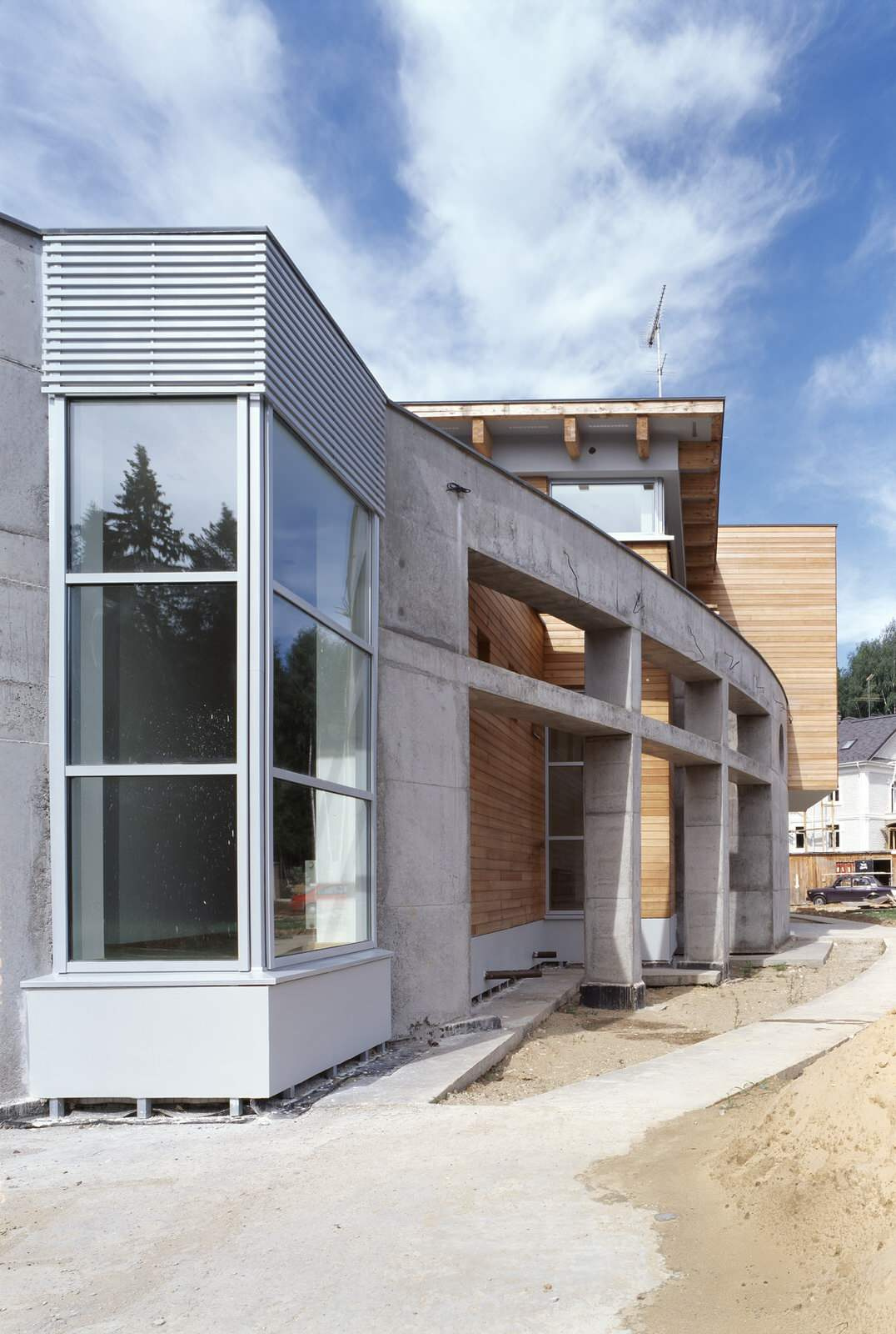 DoHouse