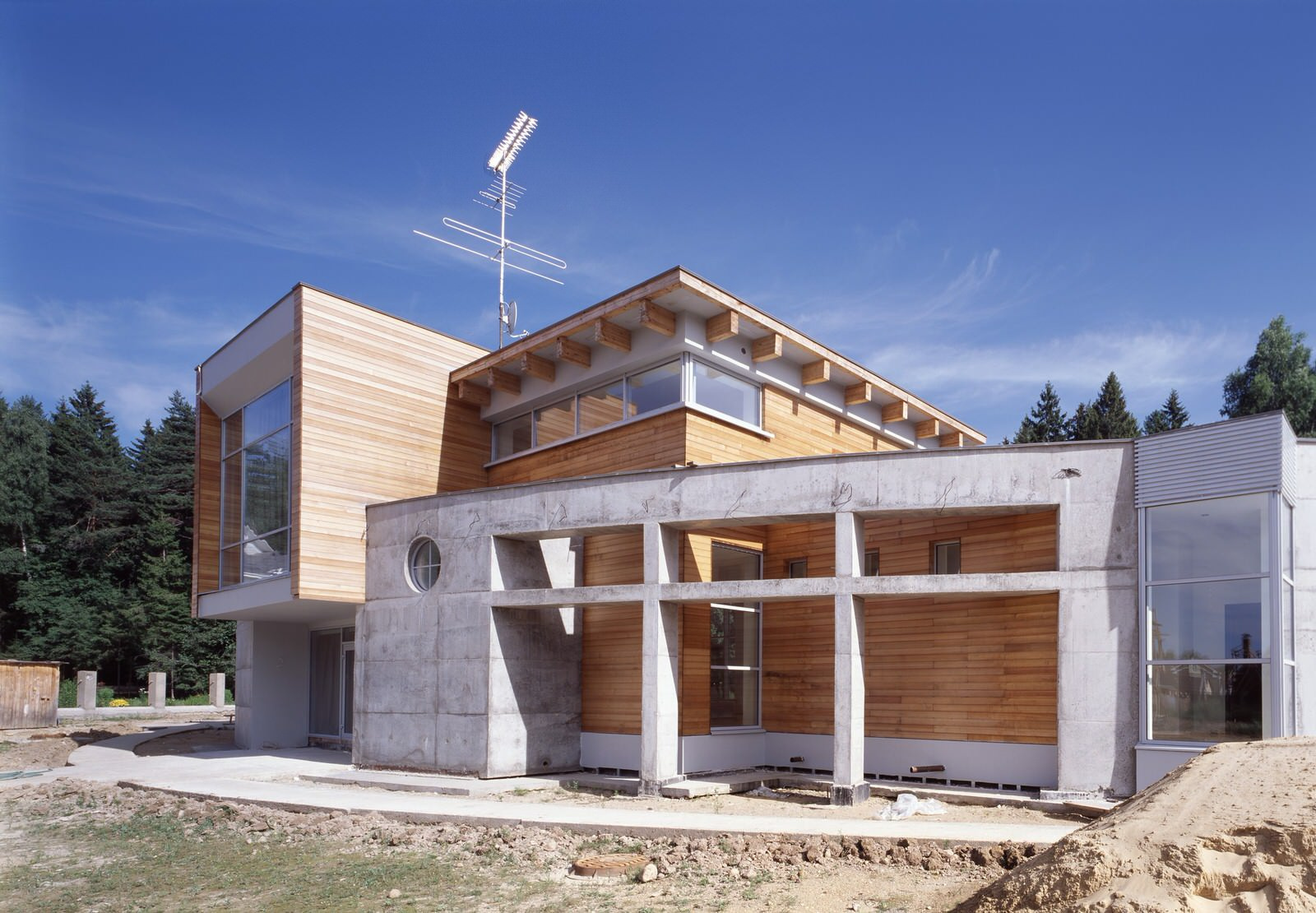 DoHouse
