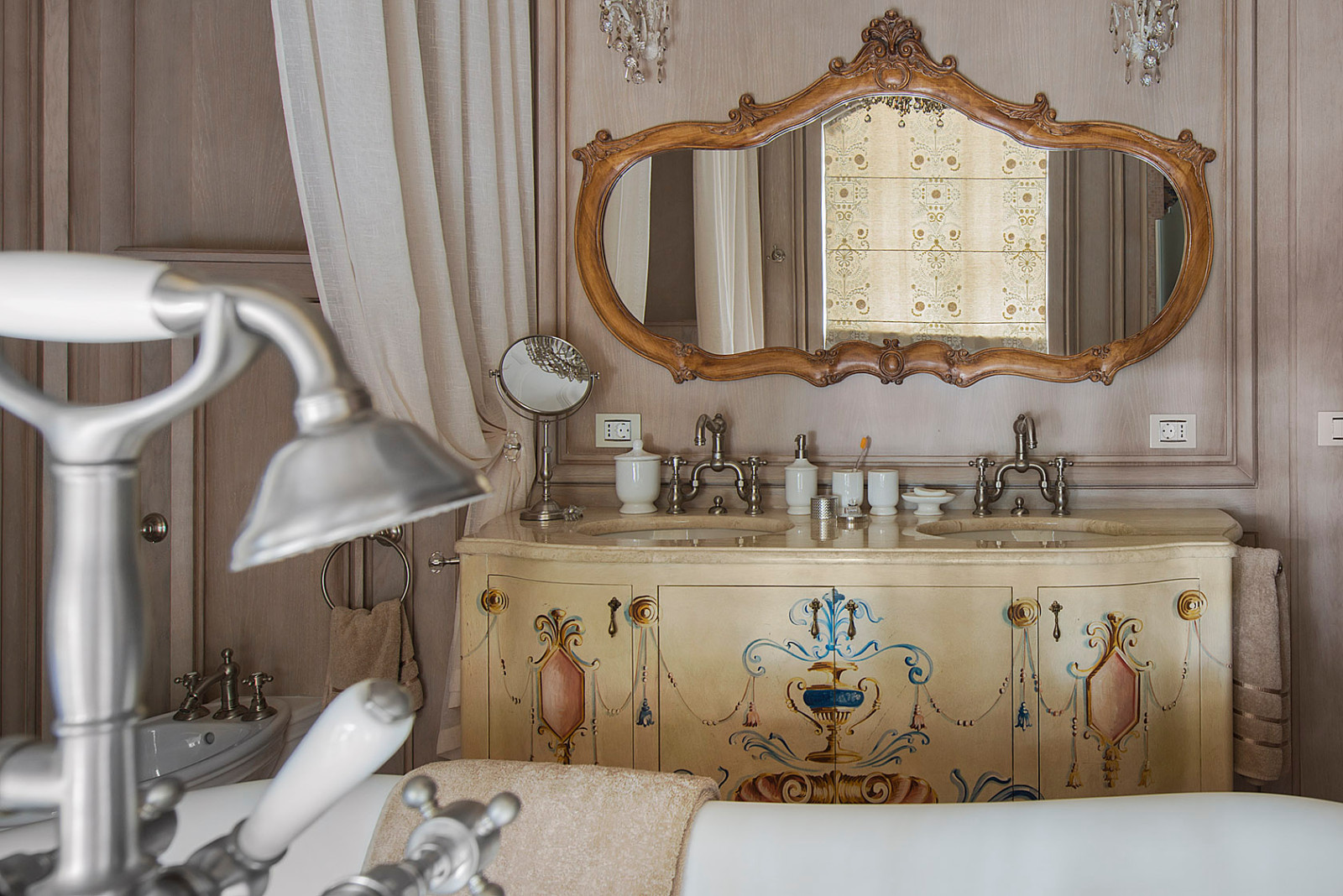 Houzz тур: Семейный дом с четырьмя детскими и SPA