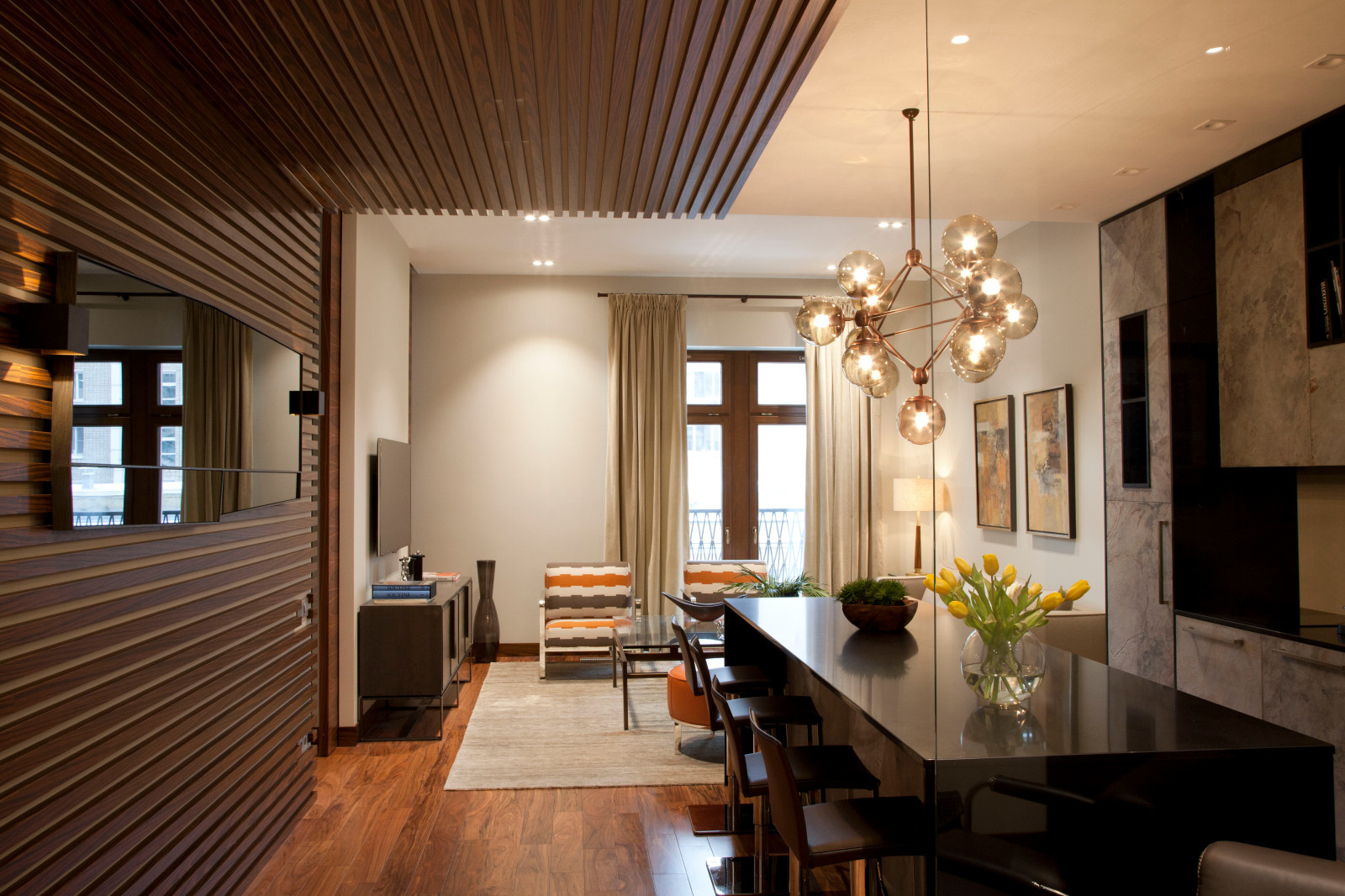 Апартаменты в Андреевском доме. Фрунзенская набережная.