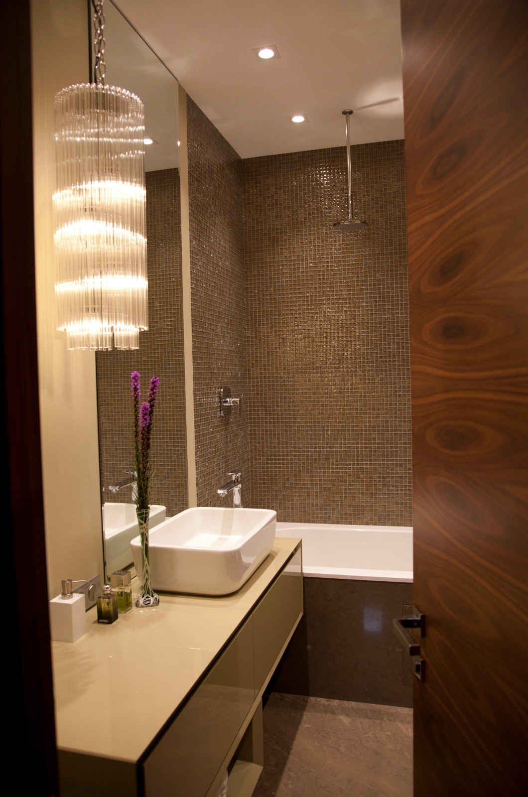 Апартаменты в Андреевском доме. Фрунзенская набережная.