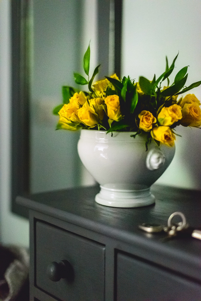 Houzz тур: Зеленый шкаф и солнечная тумба в московской квартире