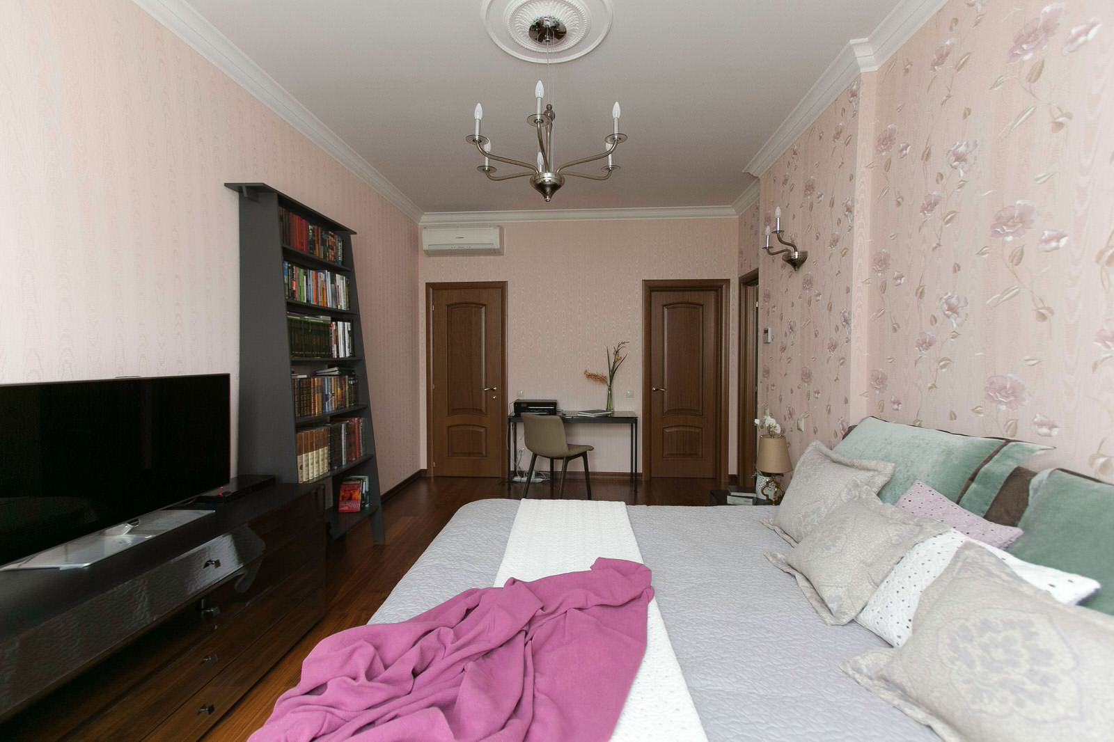 "Я не узнаю вас в гриме"