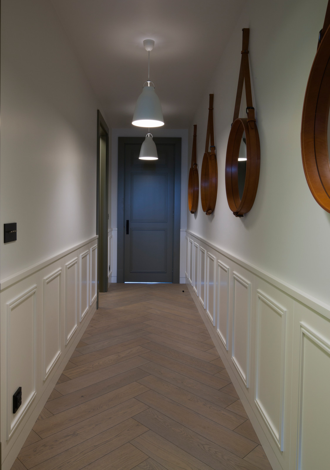 Стеновые панели. Межкомнатные двери