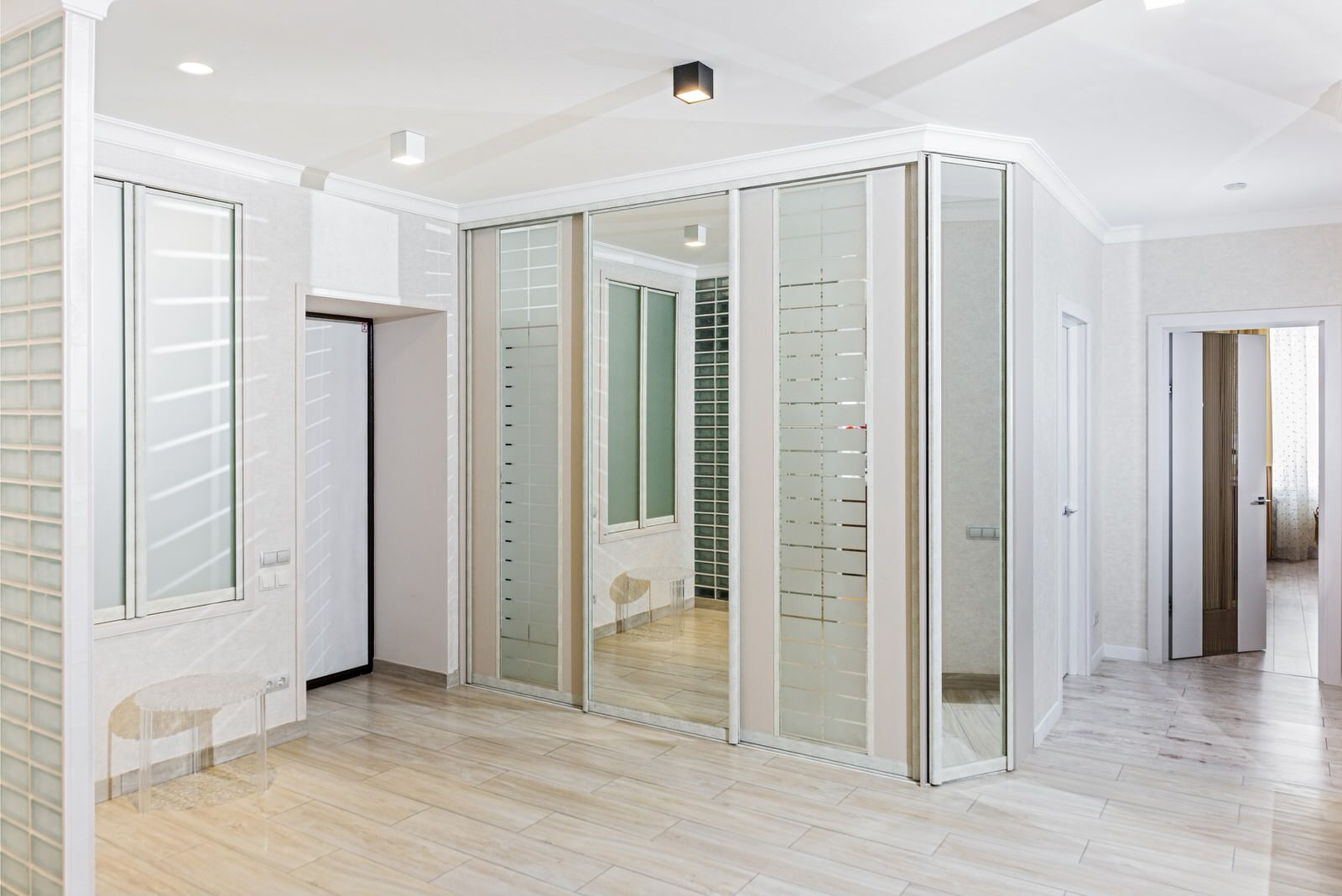 Светлая квартира в Старгороде.