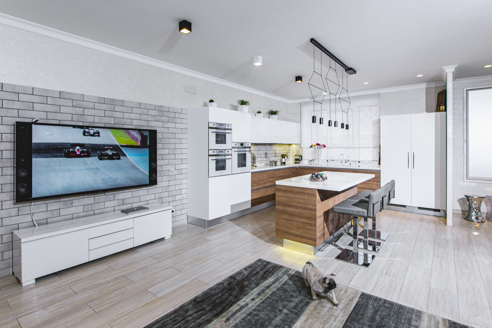 Светлая квартира в Старгороде.