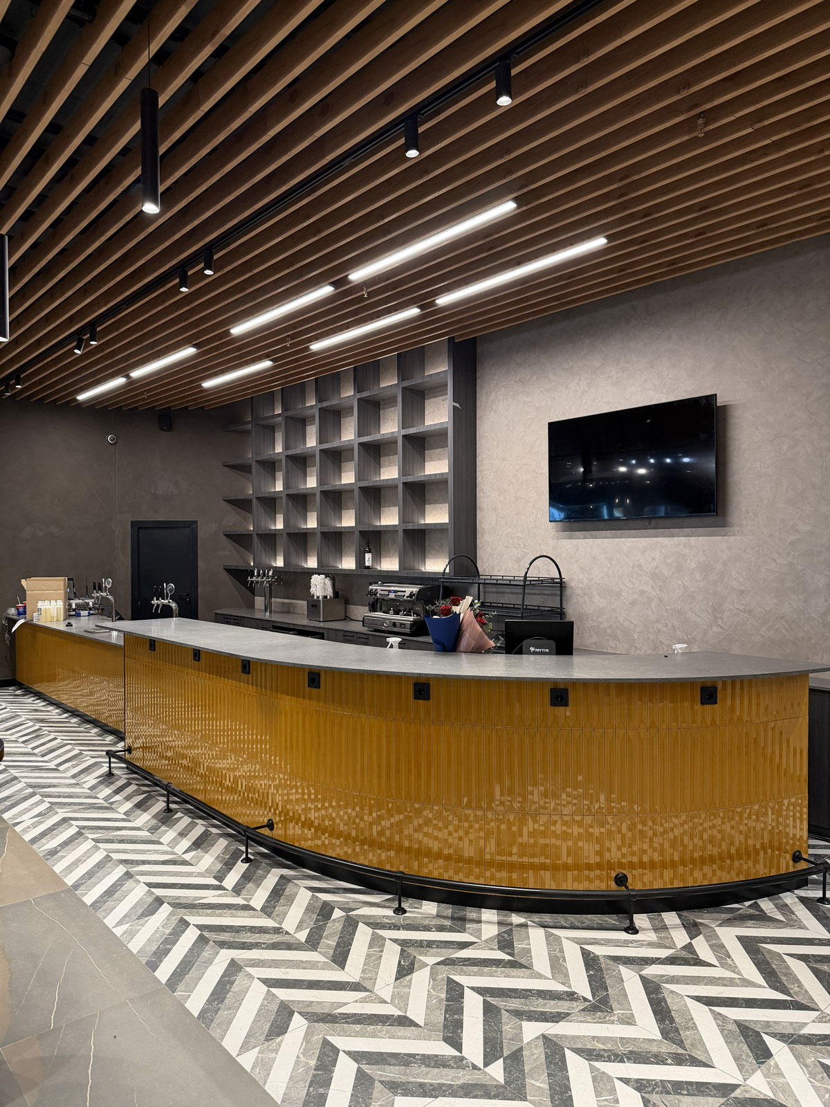 Аэропорт Внуково им. А. Н. Туполева, бизнес-зал «Чайковский»