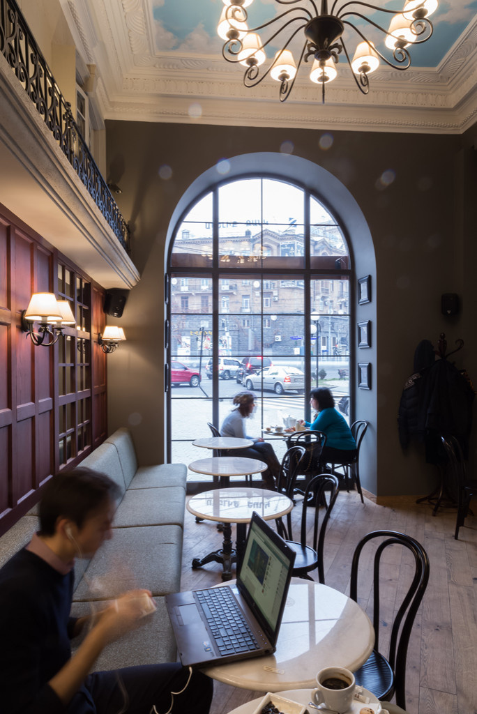 Фоновое изображение профиля Микаел Карсян