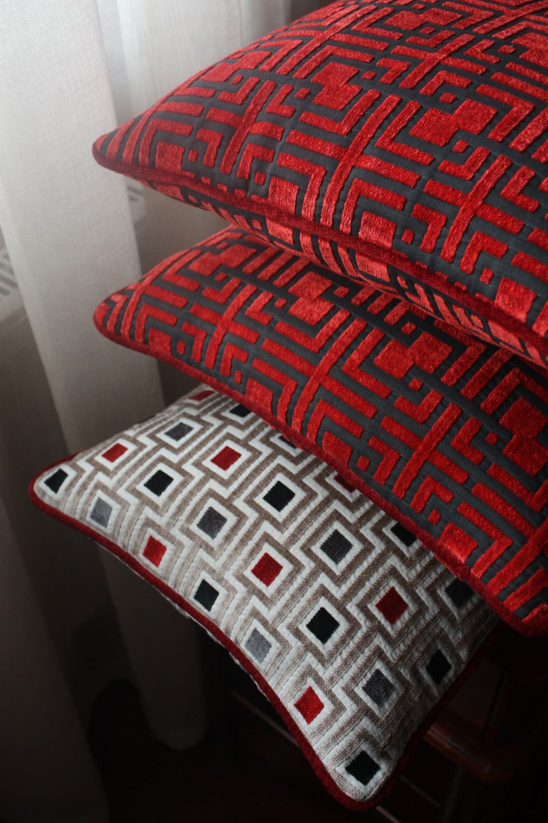 В загородном деревянном доме