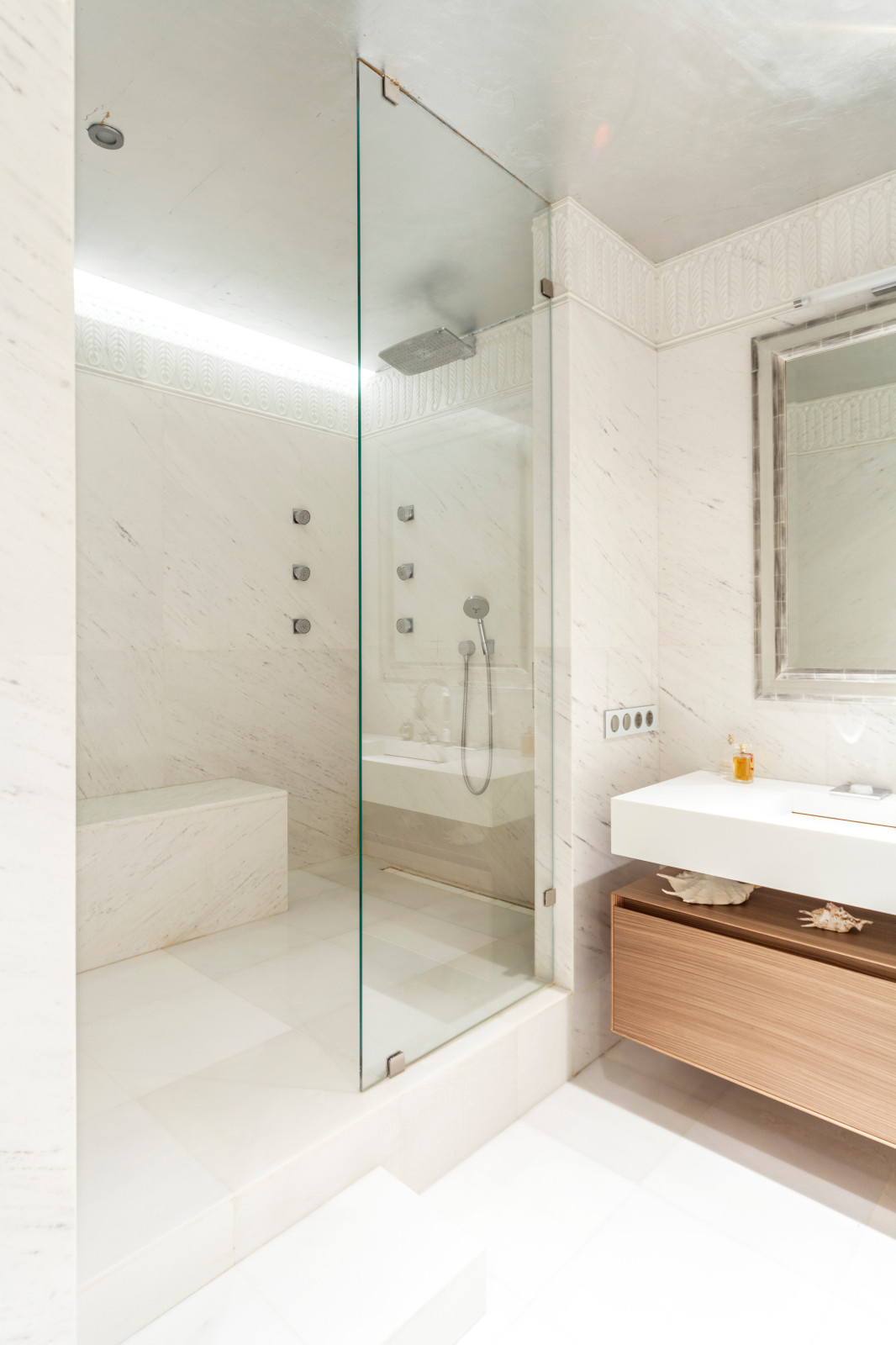 Трехкомнатная квартира на Ленинском проспекте