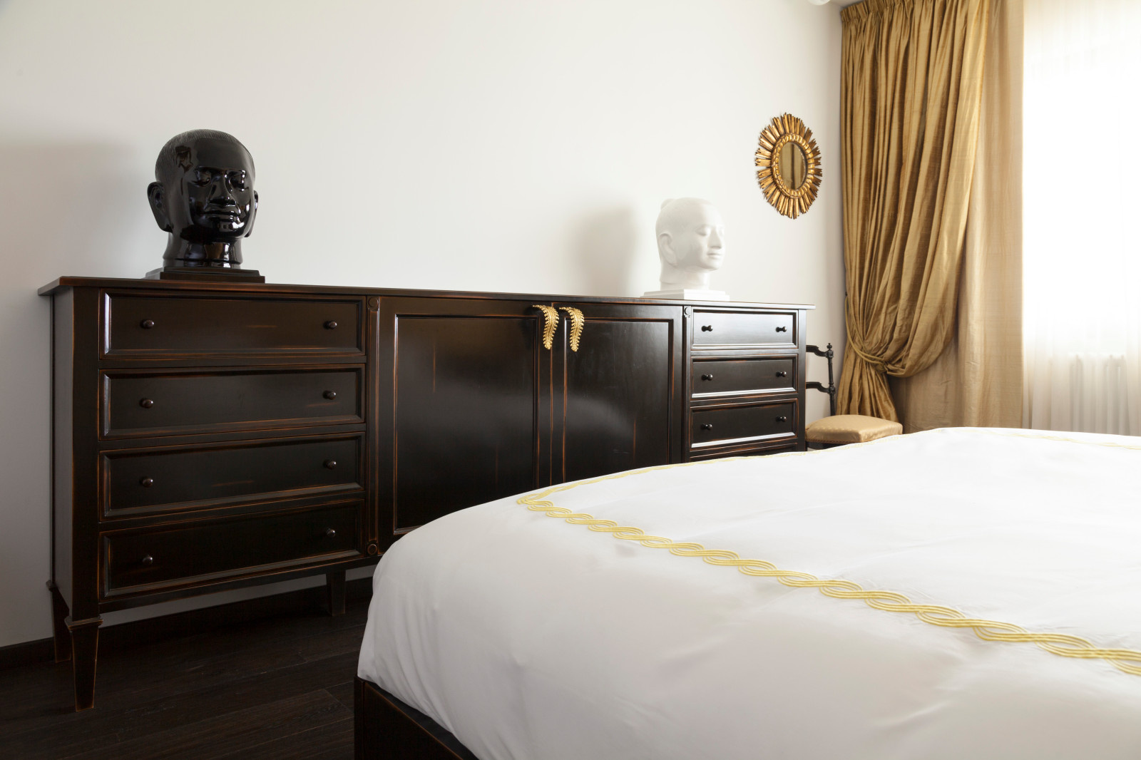 Трехкомнатная квартира на Ленинском проспекте