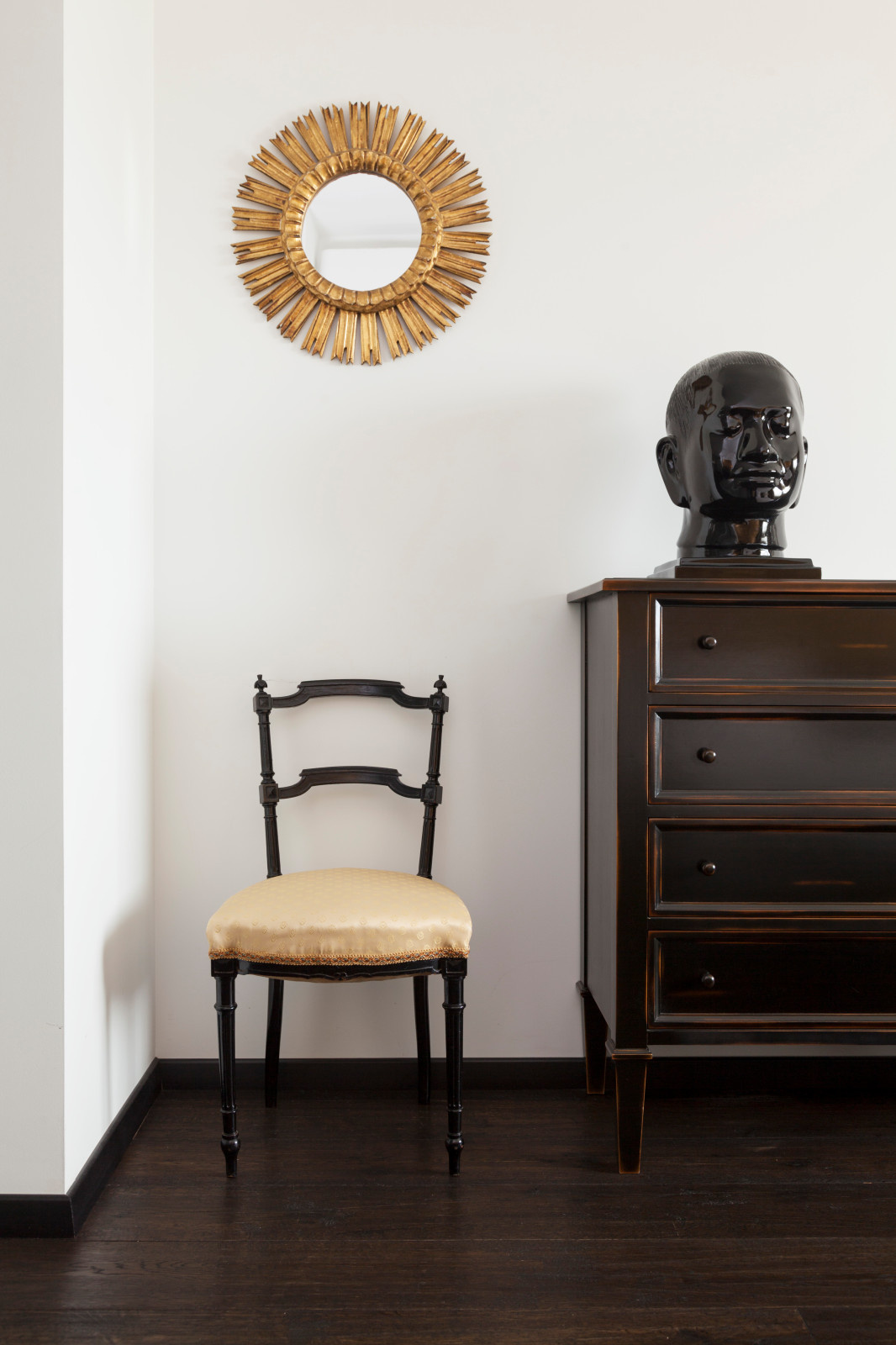 Трехкомнатная квартира на Ленинском проспекте