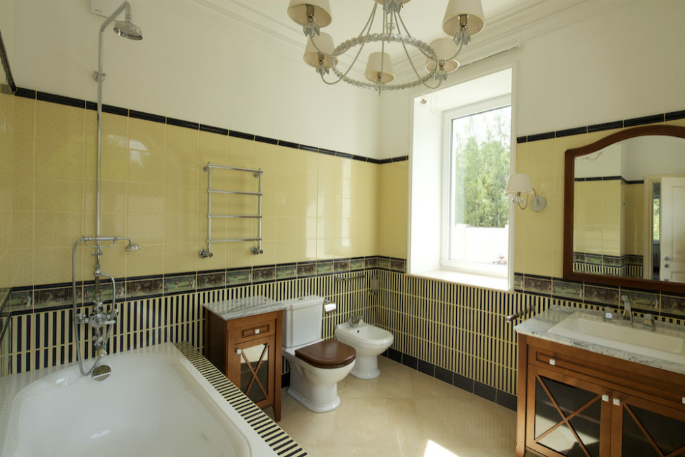 Загородный дом в Барвихе - ванные, бассейн и прочее