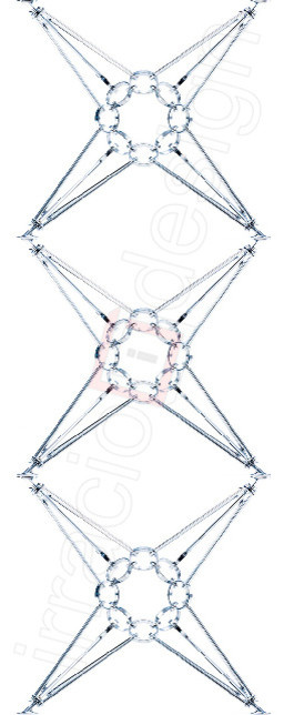 8 пирамид