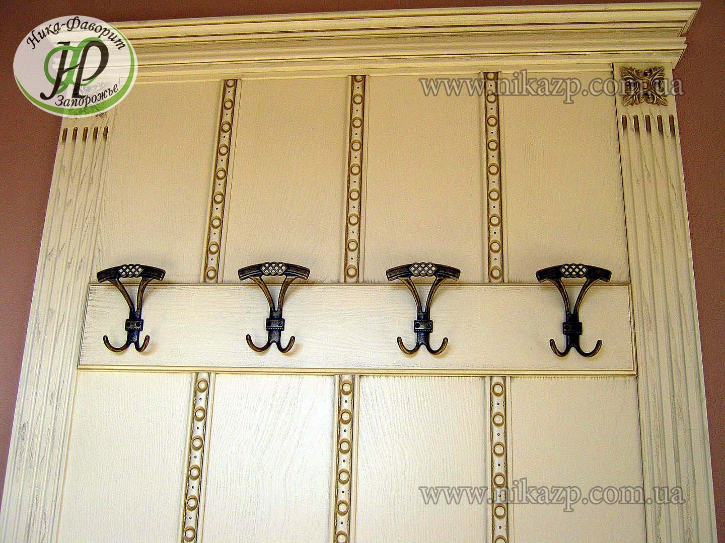 ELITE CUSTOM WOODEN HALLWAY. Прихожая классика с патиной и декорами