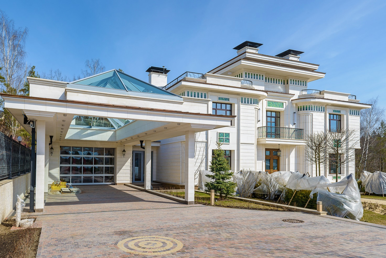 Отделка фасада коттеджа в поселке Стольное