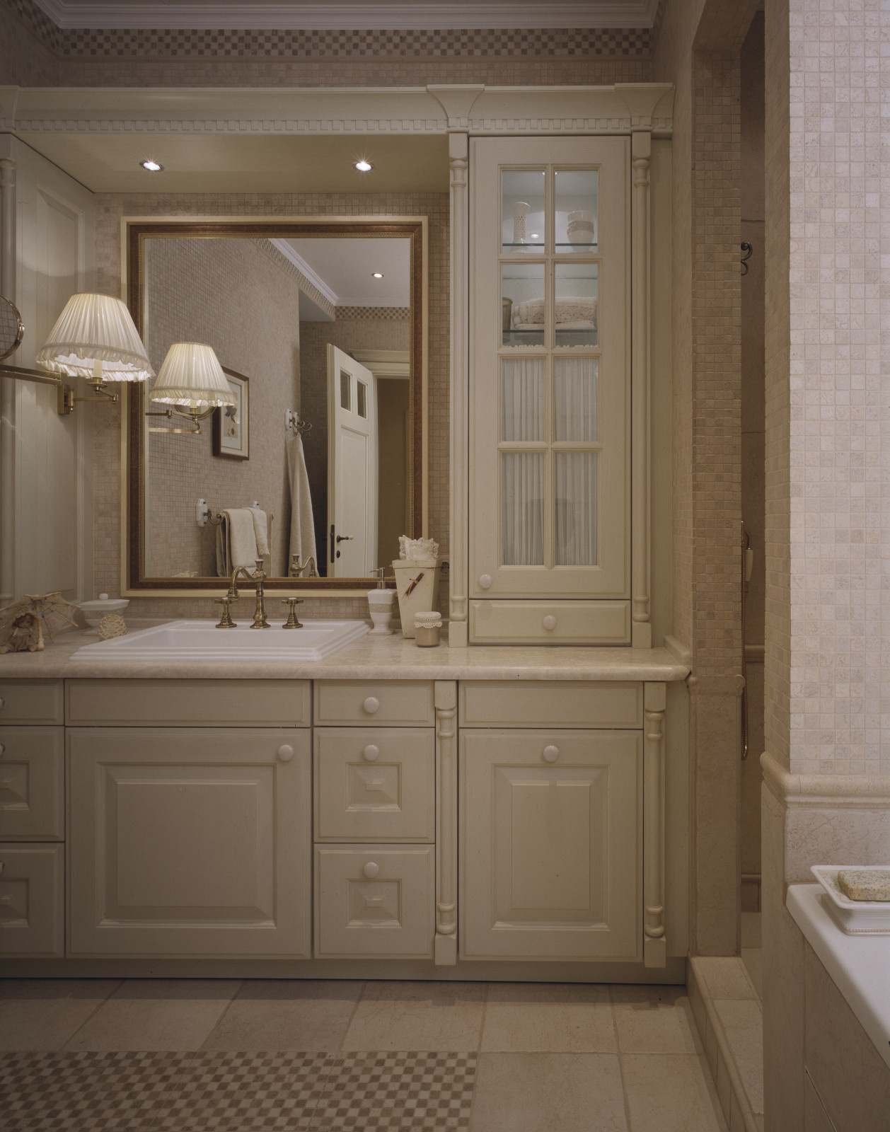 Несложная квартира белыми стихами