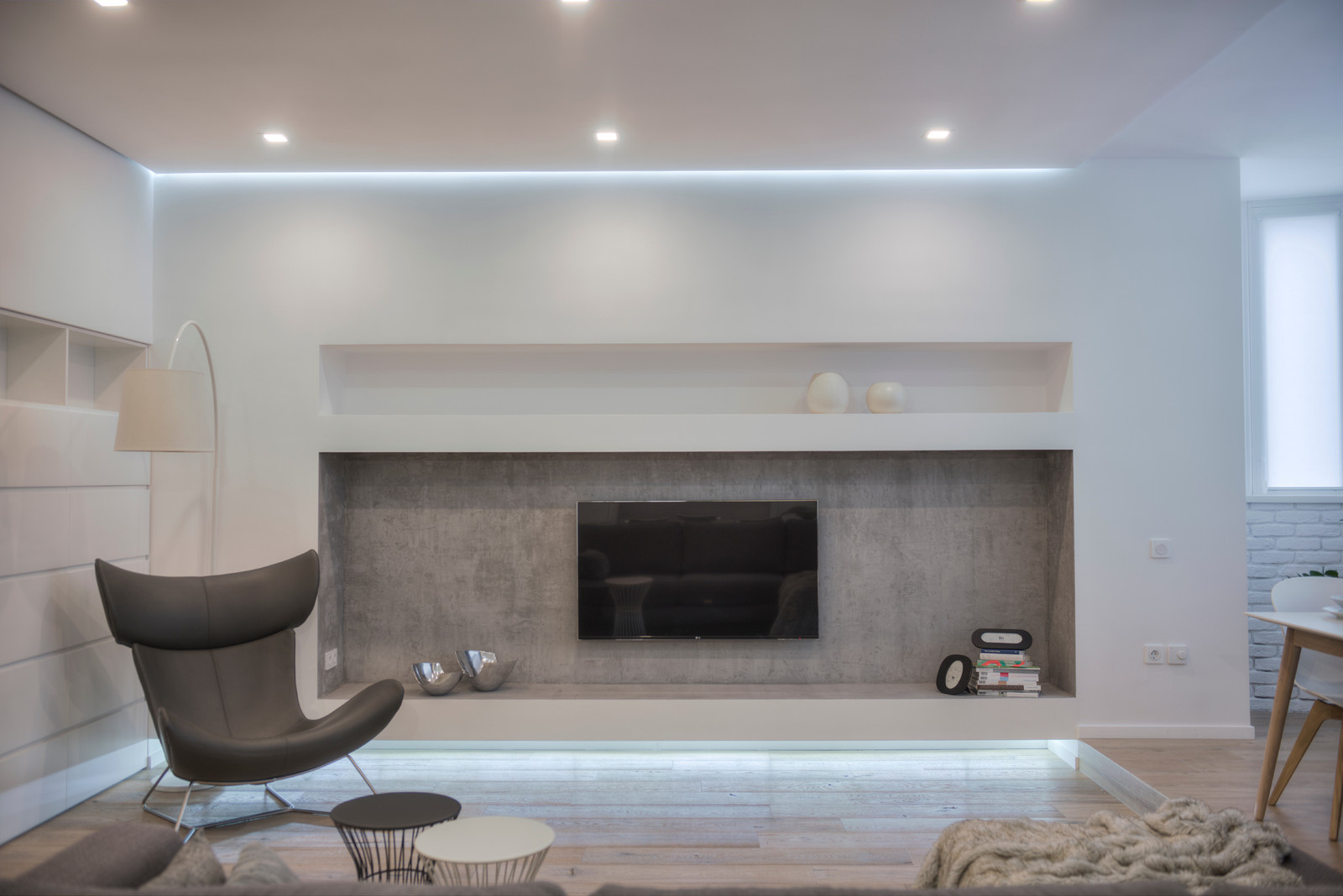 "Воздух и дерево"