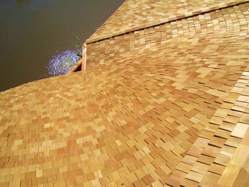 Фасад и кровля из дранки