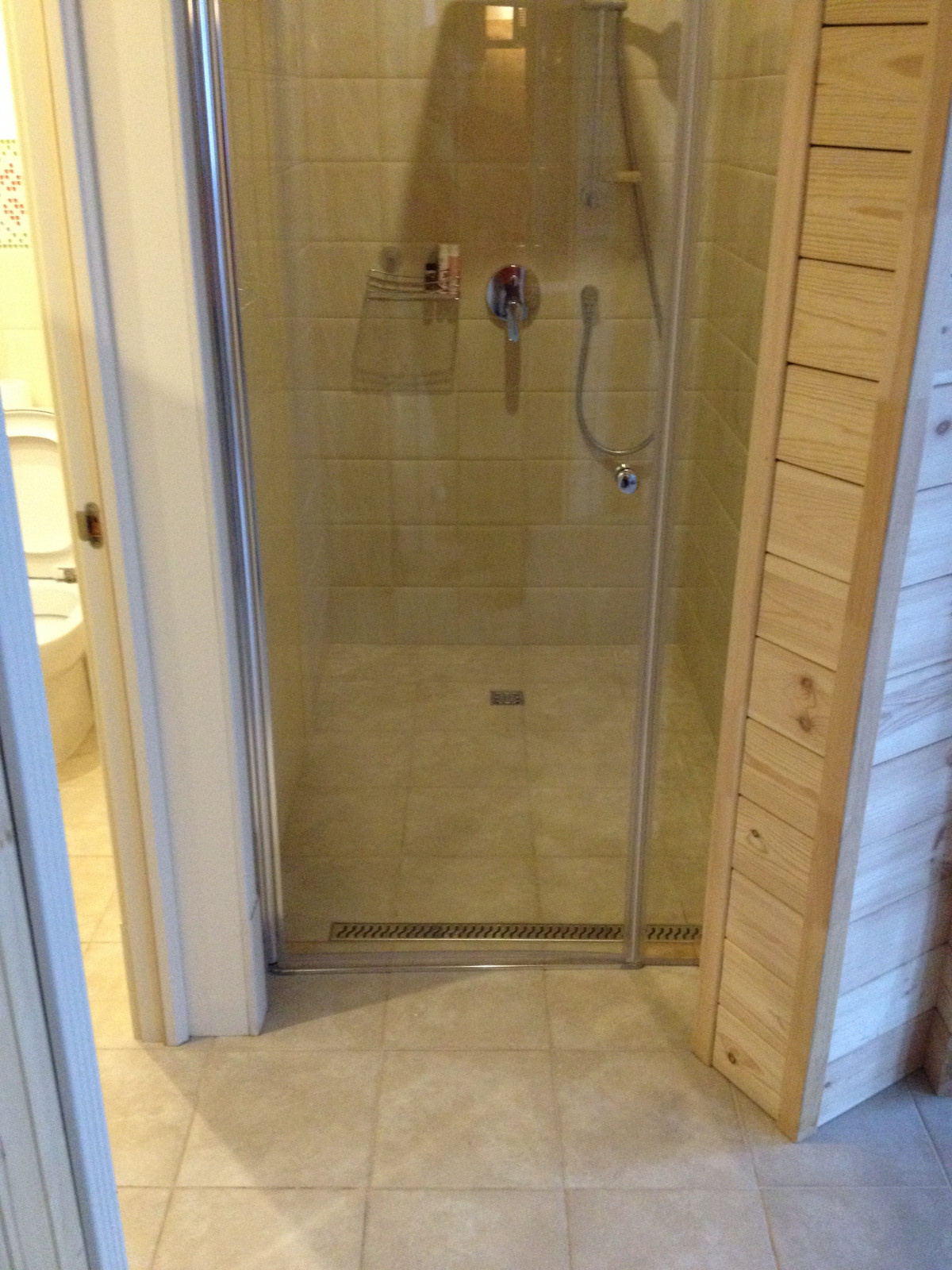 Обложка проекта: Кемень, керамика.