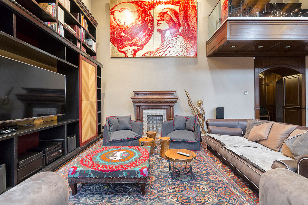 "Нехорошая квартира"