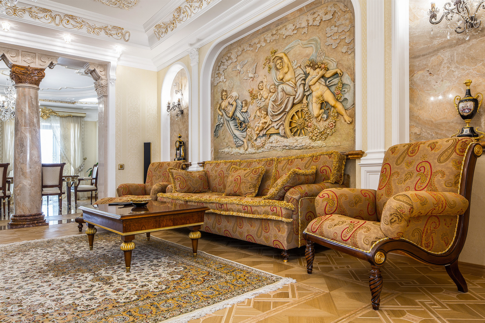 Фоновое изображение профиля Элина Зайончковская