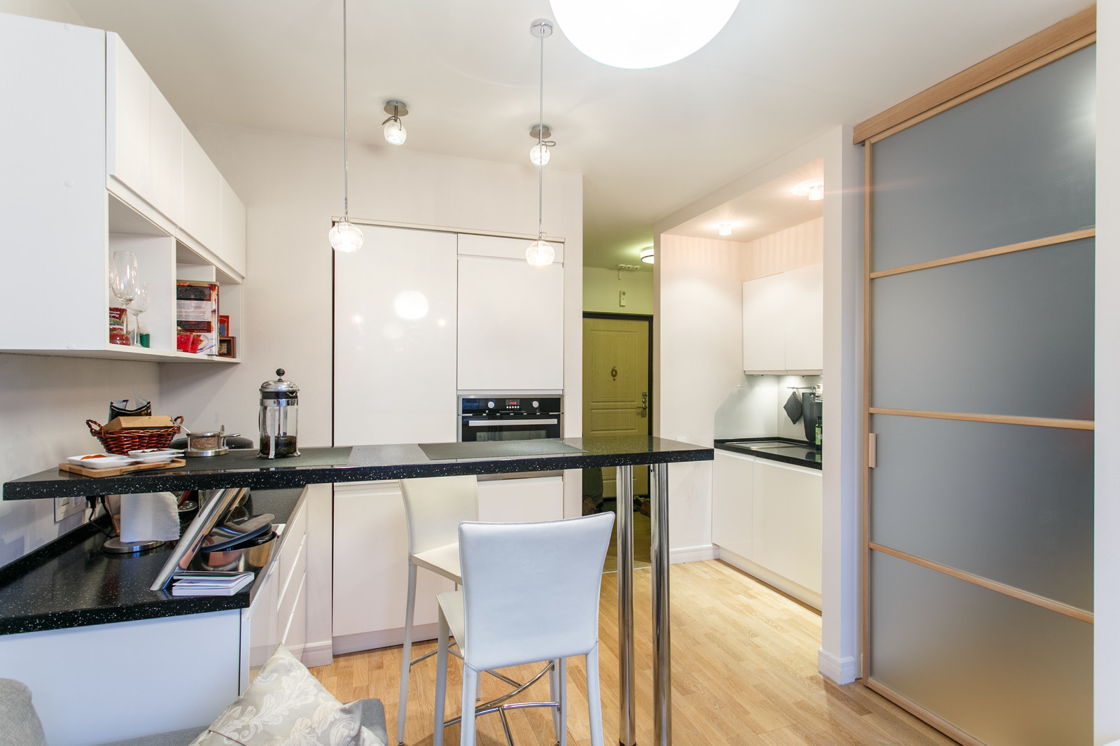 В гостях: Как из классической «однушки» сделать удобный вариант