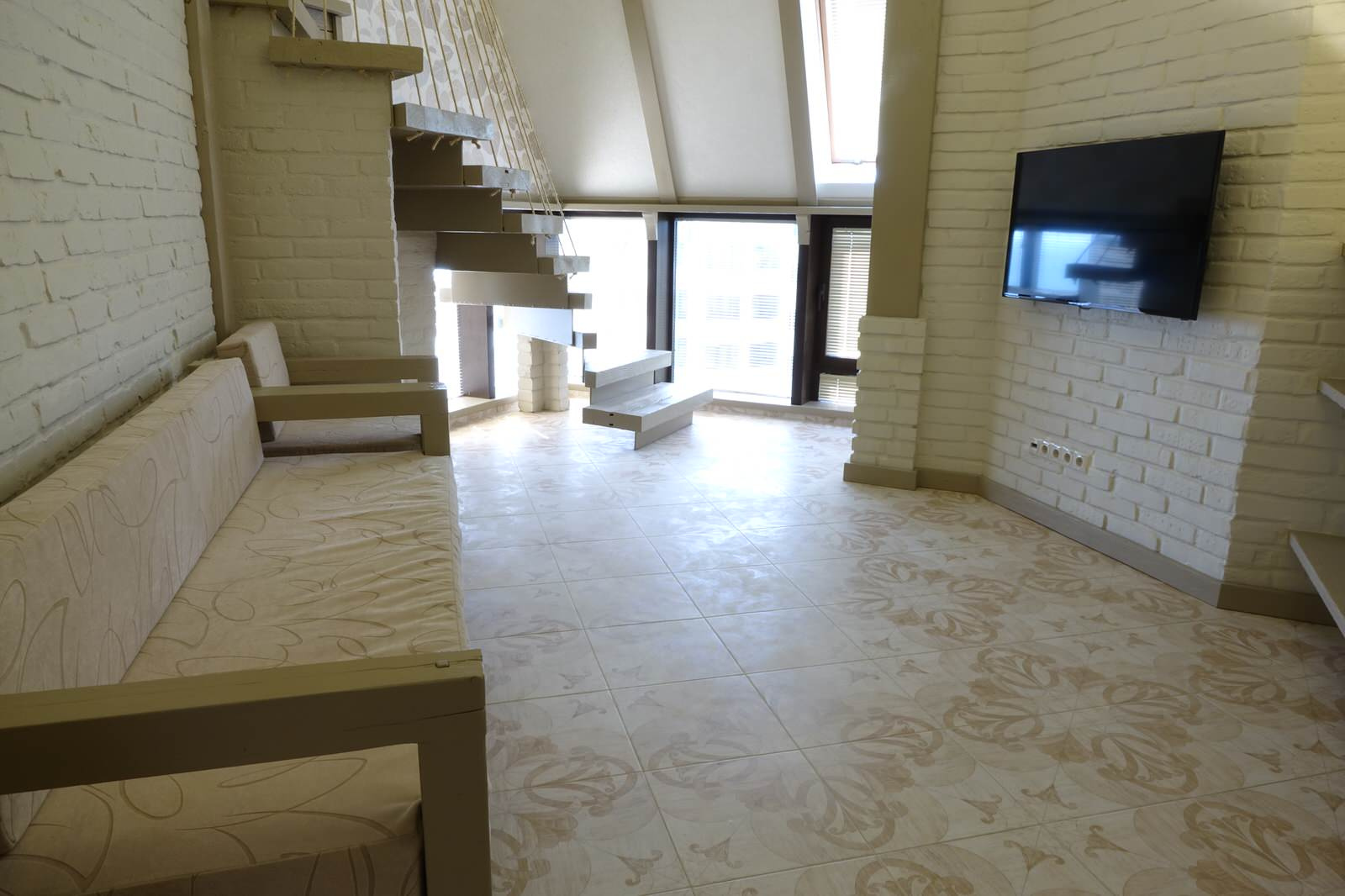 Обложка проекта: Мансарда в Сочи