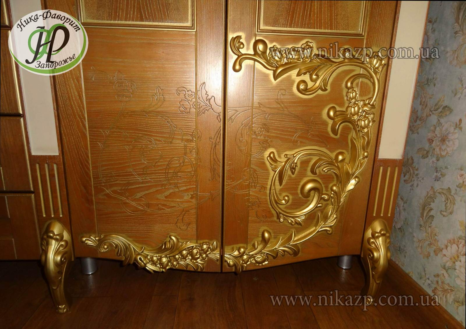 ELITE ITALIAN STYLE WOODEN WARDROBE.  Классический шкаф в итальянском стиле