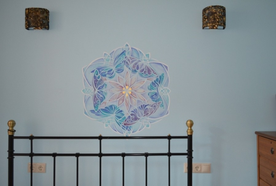 Роспись спальни в индийском стиле. Фрагмент. "Лотос Будды"