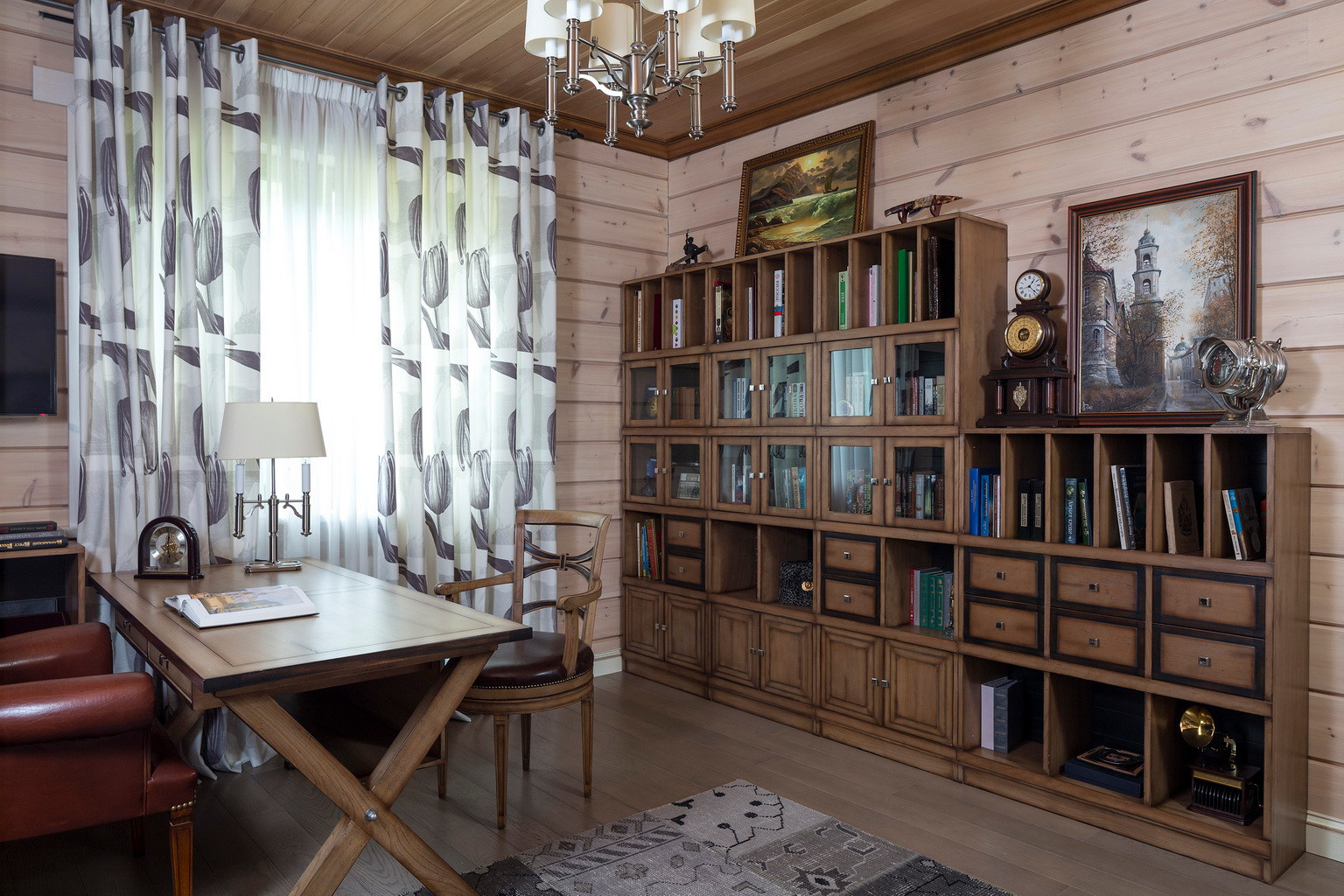 Дом из клееного бруса для большой семьи.