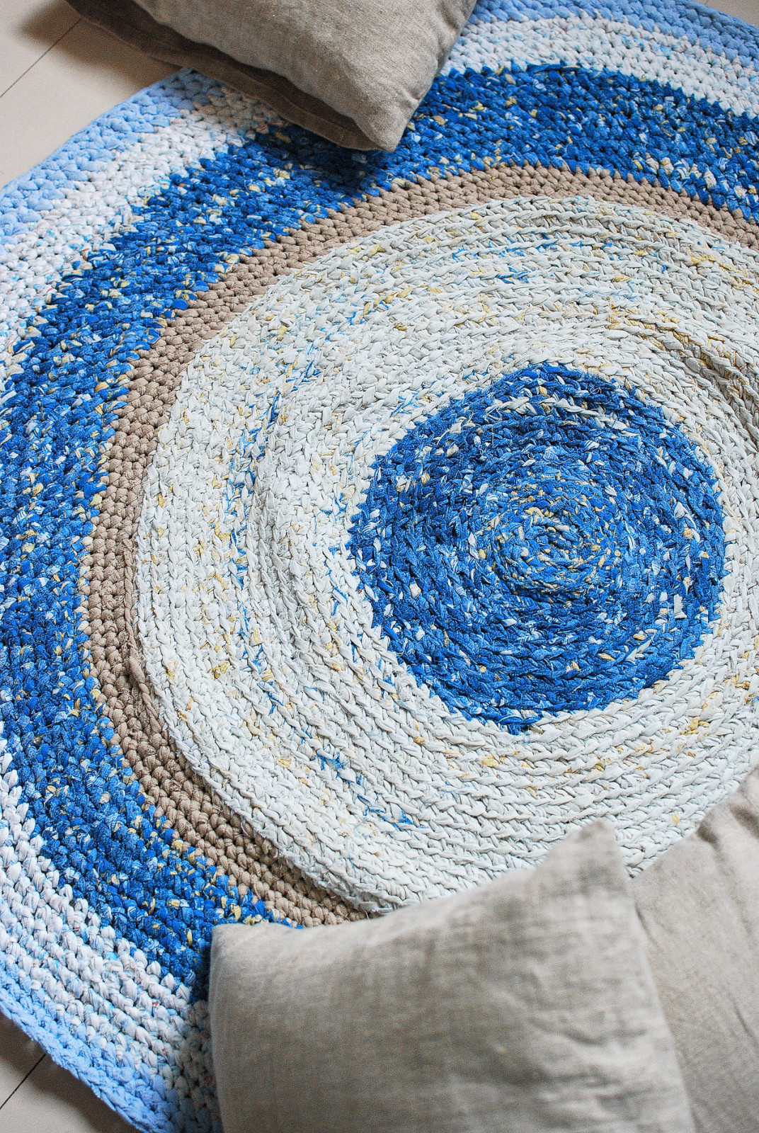 Русская дача: От императорских коттеджей до фазенды на шести сотках