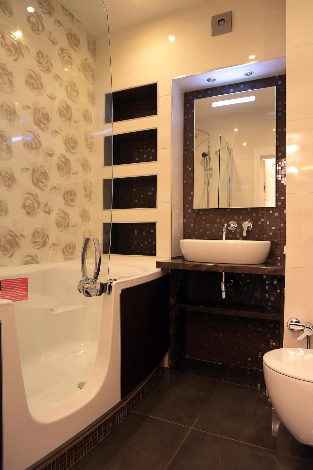 Полтавский пр. д.2