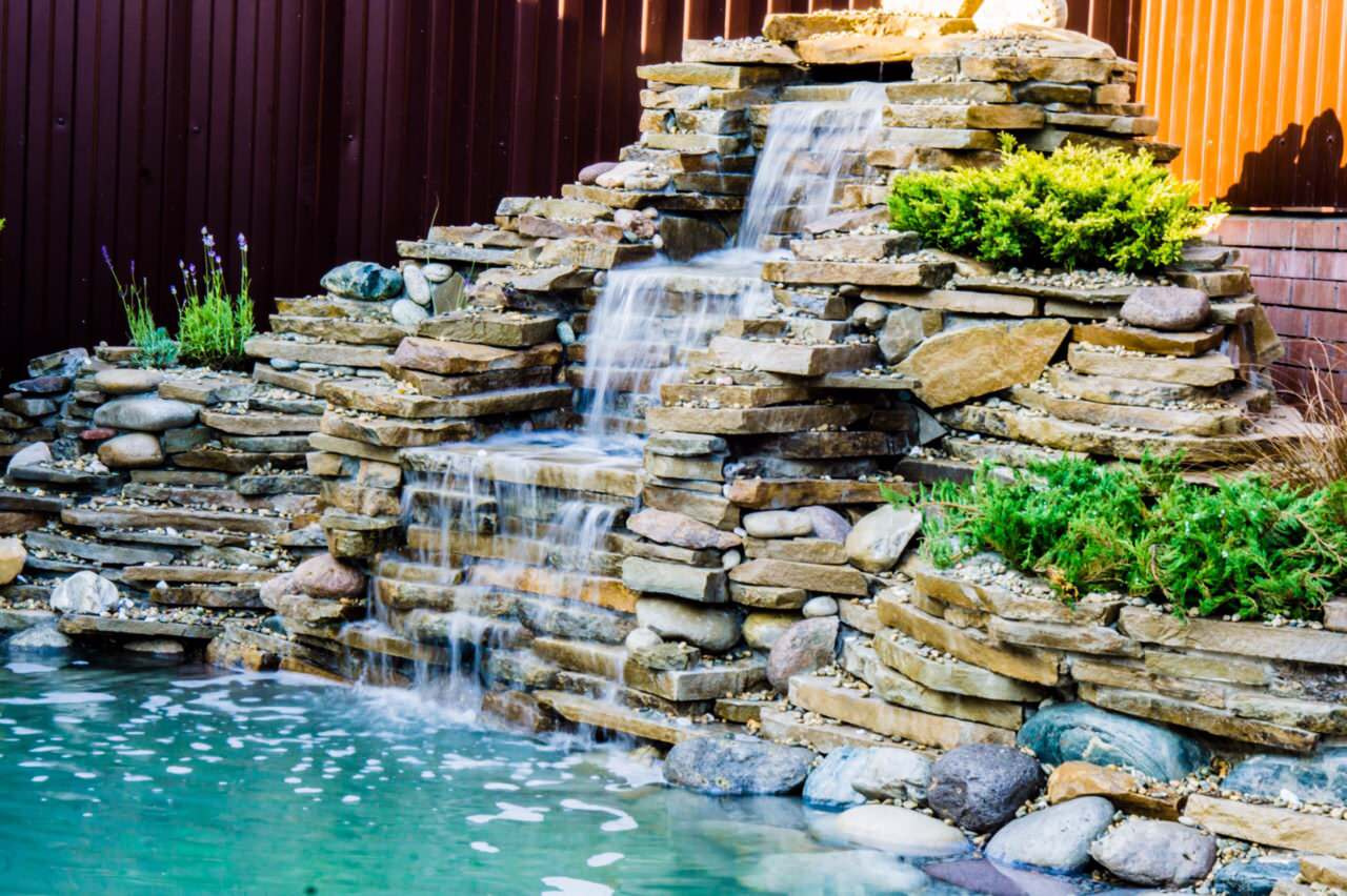 Строительство декоративного каскада, водопада в Ростове-на-Дону