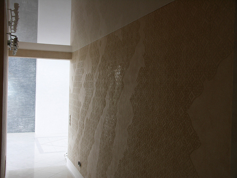 Декоративная штукатурка с орнаментом