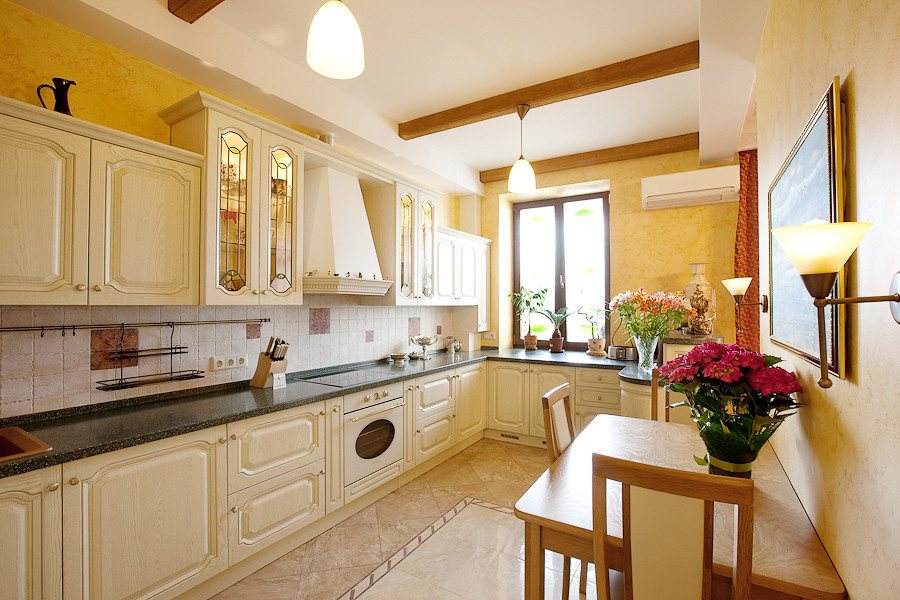 Между Евфратом и Индом