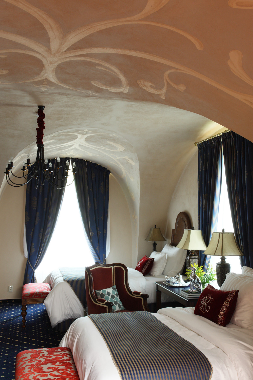 Houzz тур: Чешский замок XIV века для русских хозяев