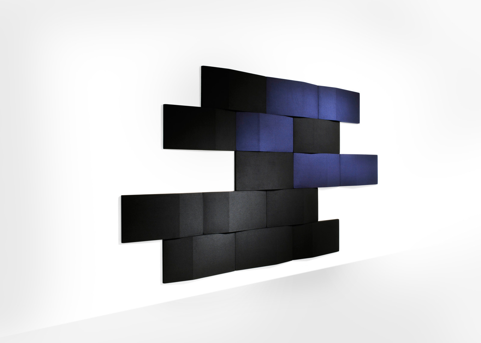 Triline Wall