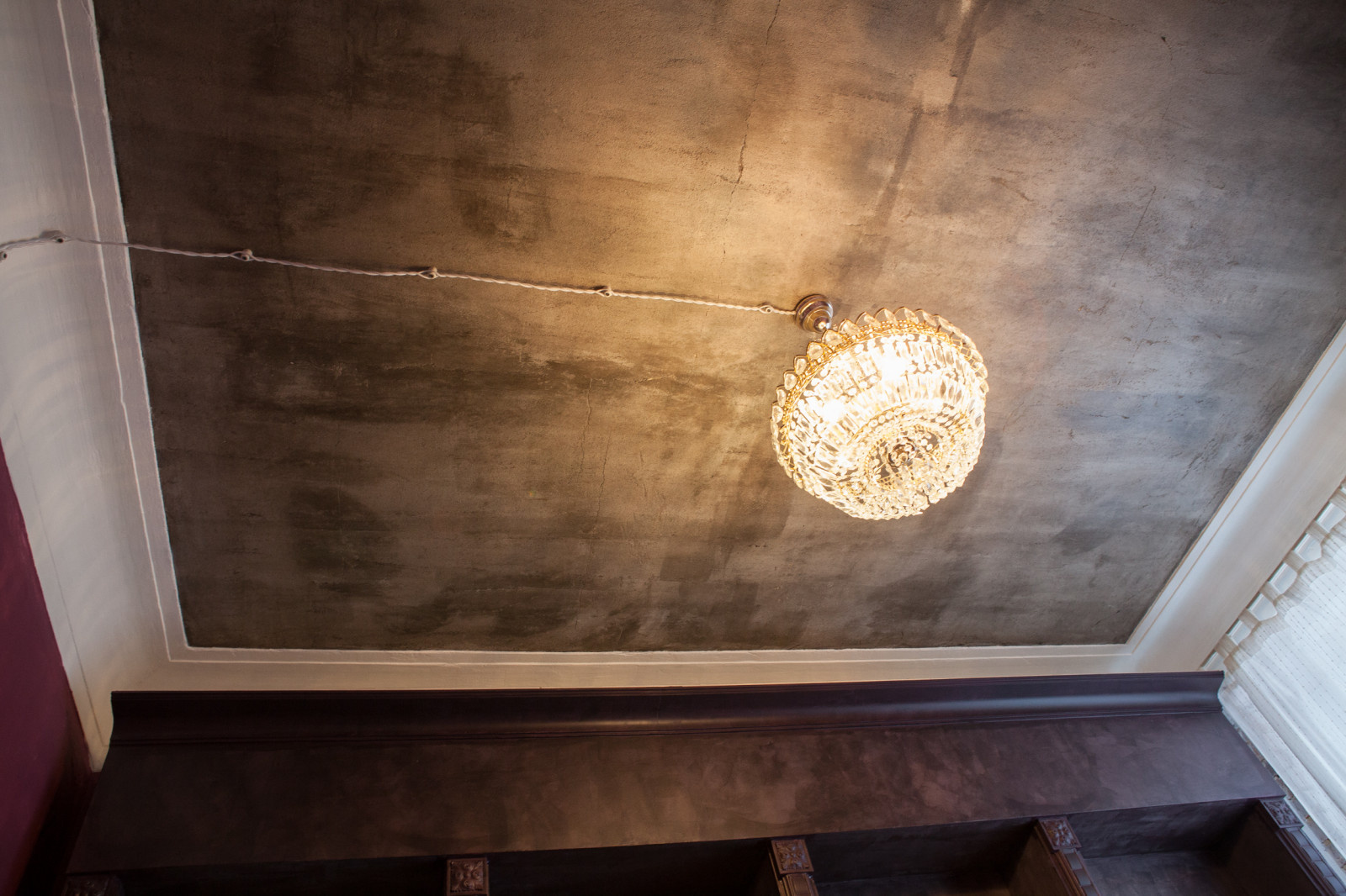 КВАРТИРА С 7 ОКНАМИ 2. ФОТО СЕРГЕЙ КОМЯГИН