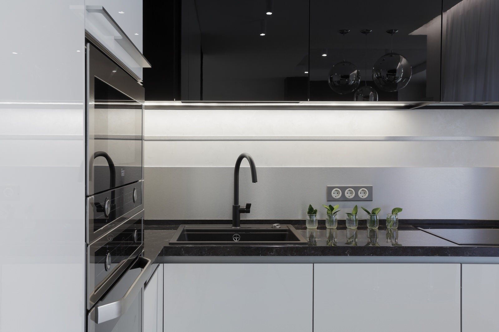 Однокомнатная квартира 44 кв.м. в Екатеринбурге в ЖК "Времена года"