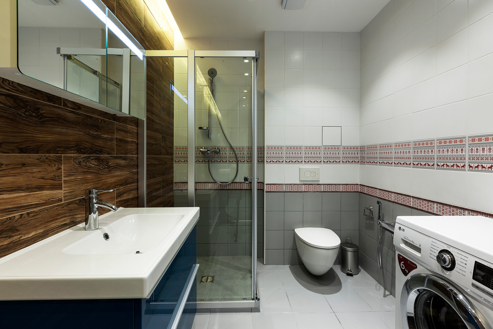 19 apartments on 11 Line/ 19 квартир на 11-ой линии
