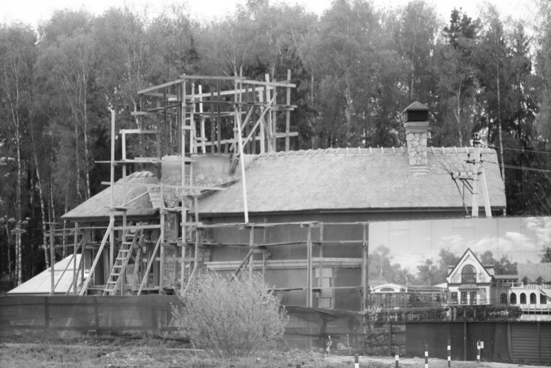 РЕСТОРАННЫЙ КОМПЛЕКС В ПОСЕЛКЕ ТРУВИЛЬ.