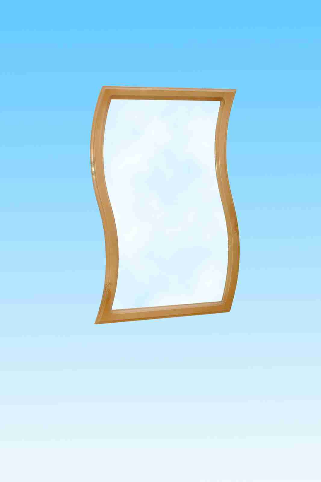 Зеркала в деревянном багете