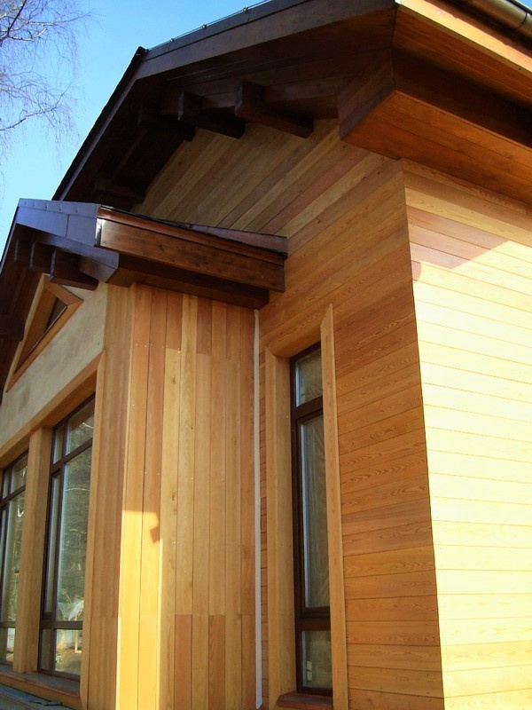 Монтаж Фасада из деревянных панелей планкен.