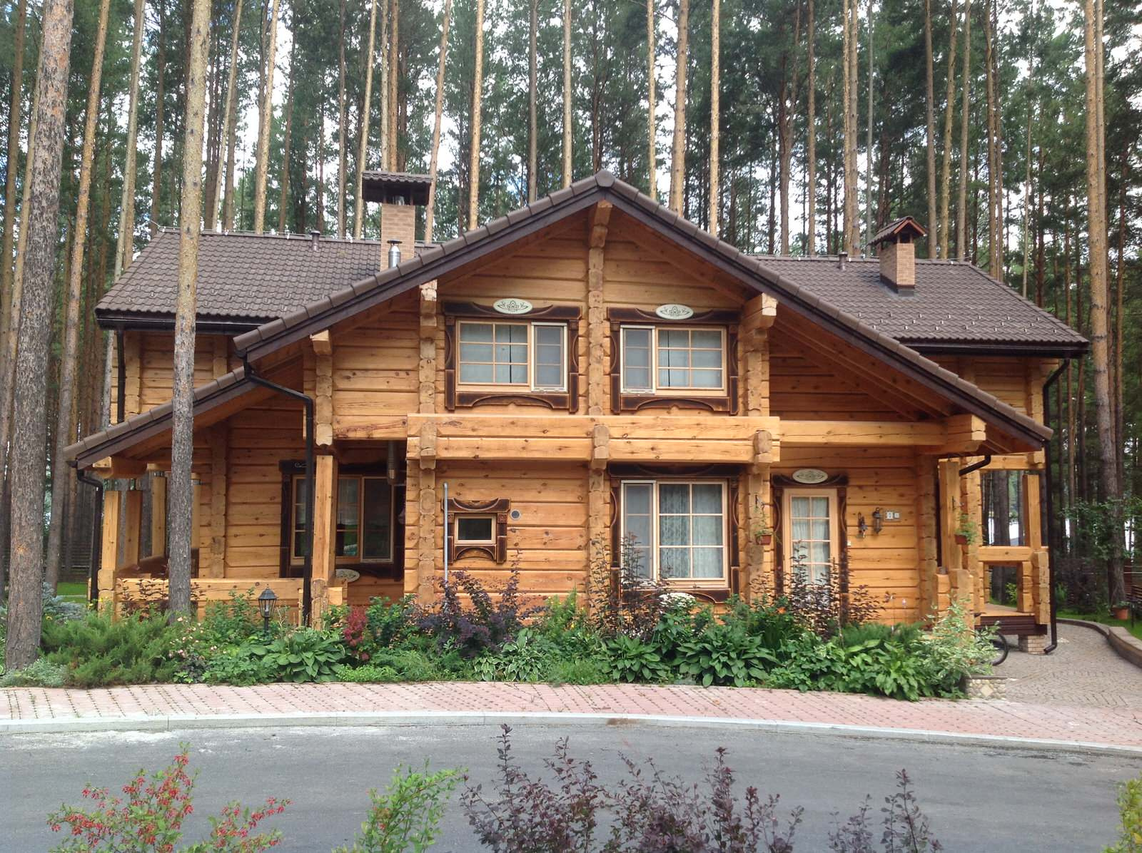 Частный жилой дом и баня на территории КП "Финский Залив" (Верхняя Сысерть)