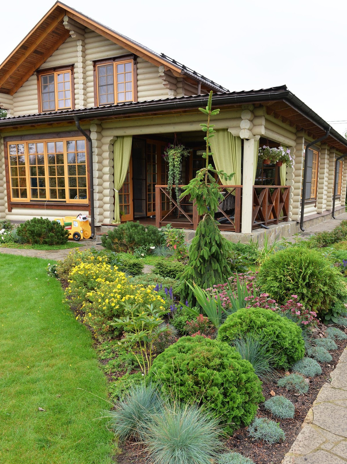 Небольшой уютный участок